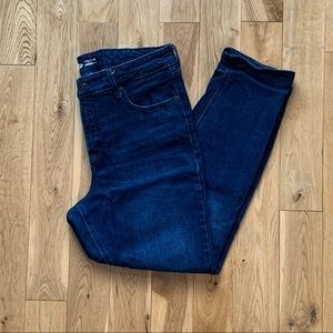 Old Navy Power Straight High Rise Jeans Size 14